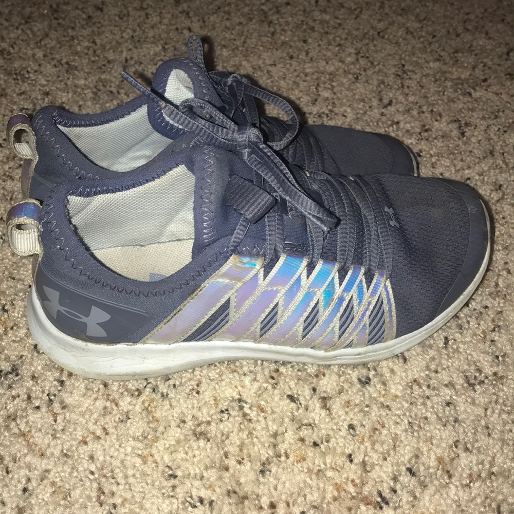 Under Armour girls tennis shoes